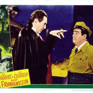 Bela Lugosi and Lou Costello in Bud Abbott Lou Costello Meet Frankenstein (1948)