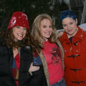 Samantha Counter, Joy Gohring and Lara Spotts at event of One Sung Hero (2006)