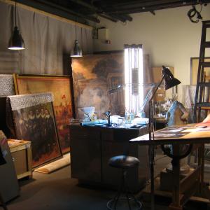 Leverage - Museum Restoration Room