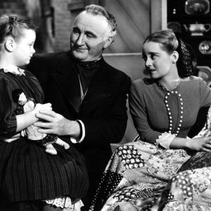 Still of Bette Davis Marlene Burnett and Donald Crisp in The Old Maid 1939