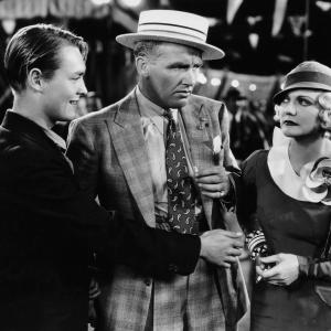 Still of Clara Bow, Richard Cromwell and Minna Gombell in Hoop-La (1933)