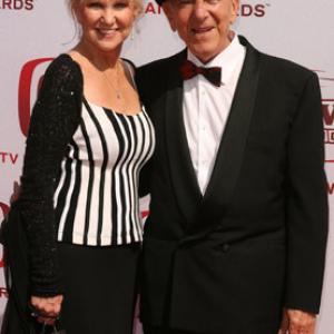 Jack Klugman and Peggy Crosby at event of The 6th Annual TV Land Awards 2008