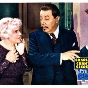 Henrietta Crosman and Warner Oland in Charlie Chans Secret 1936