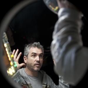 Alfonso Cuarón in Gravitacija (2013)