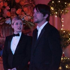 Still of Elisha Cuthbert and Zachary Knighton in Happy Endings (2011)
