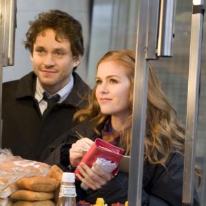 Still of Hugh Dancy and Isla Fisher in Confessions of a Shopaholic 2009