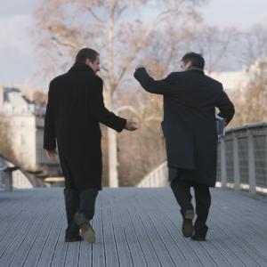 Still of Daniel Auteuil and Dany Boon in Mon meilleur ami 2006