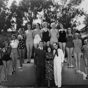 Busby Berkeley GOLD DIGGERS OF 1937 Waarner Bros 1937 IV