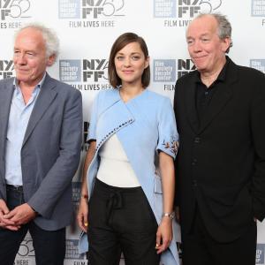 Marion Cotillard JeanPierre Dardenne and Luc Dardenne at event of Deux jours une nuit 2014