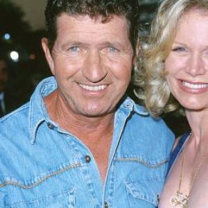 Mac Davis at event of Space Cowboys (2000)