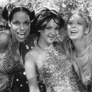 Still of Rachael Leigh Cook Tara Reid and Rosario Dawson in Josie and the Pussycats 2001