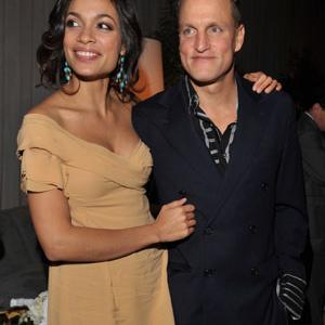 Woody Harrelson and Rosario Dawson at event of Septynios sielos 2008