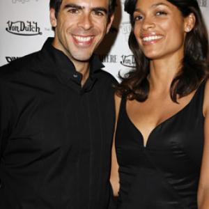 Rosario Dawson and Eli Roth at event of Death Proof 2007