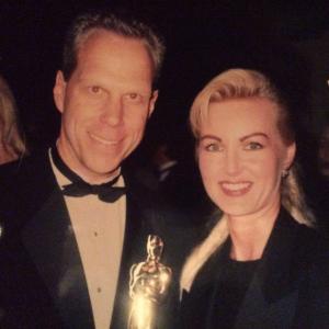 Beatrice de Borg, Steve Tisch with oscar for Forest Gump at Academy Awards