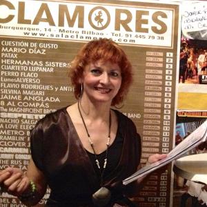Azucena De La Fuente before going on stage of Clamores Hall