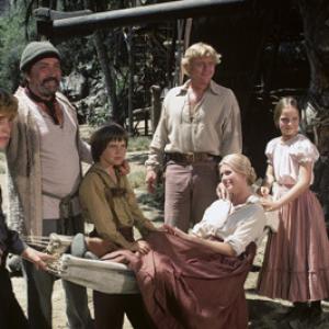 Swiss Family Robinson Willie Aames Cameron Mitchell Eric Olson Martin Milner Pat Delaney Helen Hunt