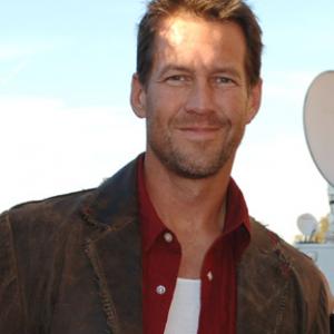 James Denton at event of 2005 American Music Awards 2005