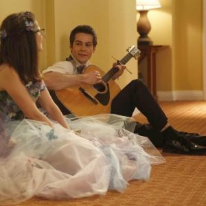 Still of Zooey Deschanel and Dylan OBrien in New Girl 2011