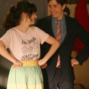Still of Zooey Deschanel and Justin Long in New Girl 2011
