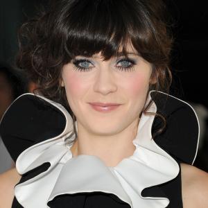 Zooey Deschanel at event of Our Idiot Brother 2011