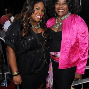 Loretta Devine and Amber Riley at event of Glee: The 3D Concert Movie (2011)