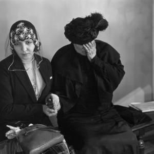 Still of France Dhélia and Irma Perrot in Sa tête (1929)