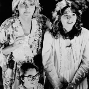 Still of Melinda Dillon and Margaret Langrick in Harry and the Hendersons 1987