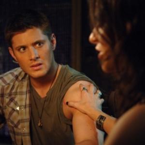 Still of Jensen Ackles and Traci Dinwiddie in Supernatural 2005