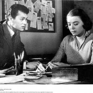 Still of Tony Curtis and Jeff Donnell in Sweet Smell of Success 1957