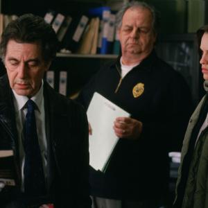 Still of Al Pacino, Hilary Swank and Paul Dooley in Nemiga (2002)