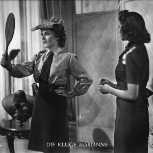 Still of Rosl Dorena in Die kluge Marianne (1943)