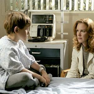 Dr Emma Temple ELIZABETH PERKINS tries to learn why her young patient Aidan DAVID DORFMAN is exhibiting suspicious symptoms in DreamWorks Pictures horror thriller THE RING TWO