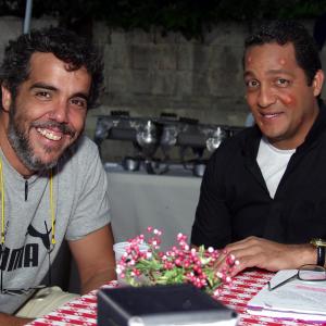 Richard Douglas with the Dominican movie director Angel Muiz filming La Maldicin del Padre Cardona
