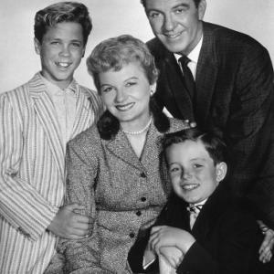 Leave It To Beaver Tony DowBarbara BillingsleyHugh BeaumontJerry Mathers 1957 CBS