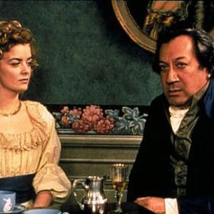 Still of JeanClaude Dreyfus and Lucy Russell in Langlaise et le duc 2001