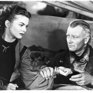 Still of John Wayne and Joanne Dru in Red River (1948)