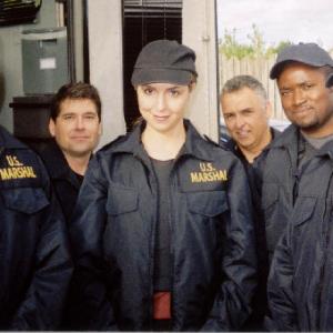Ellen Dubin center as US Marshal Stephanie Baker in the TV movie Abducted Fugitive for Love