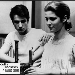 Still of Catherine-Isabelle Duport and Jean-Pierre Léaud in Masculin féminin (1966)