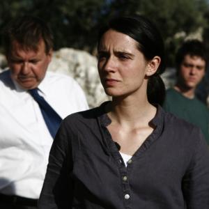 Still of Mlissa DsormeauxPoulin and Rmy Girard in Incendies 2010