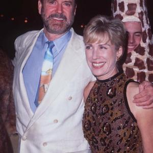 John Cleese and Alyce Faye Eichelberger at event of Fierce Creatures (1997)