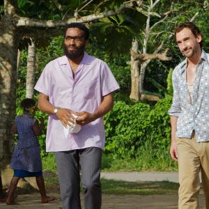 Still of Chiwetel Ejiofor and Joseph Mawle in Half of a Yellow Sun (2013)