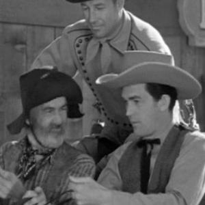 Kirk Alyn Bill Elliott and George Gabby Hayes in Overland Mail Robbery 1943