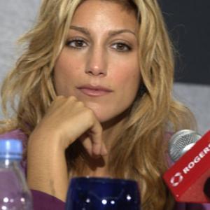 Jennifer Esposito at event of Welcome to Collinwood (2002)