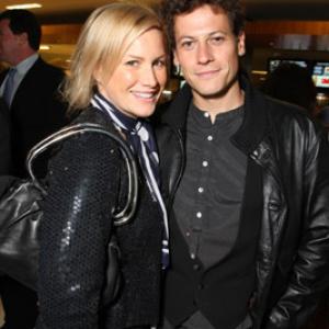 Alice Evans and Ioan Gruffudd at event of W. (2008)