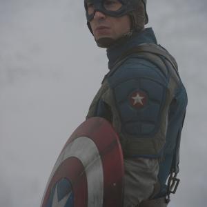 Still of Chris Evans in Kapitonas Amerika: pirmasis kersytojas (2011)