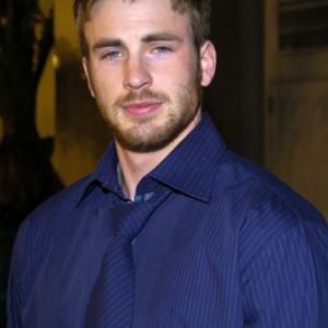 Chris Evans at event of The Perfect Score 2004