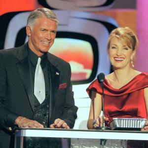 Jane Seymour and Chad Everett at event of The 2nd Annual TV Land Awards (2004)