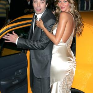 Jimmy Fallon and Gisele Bündchen at event of Taxi (2004)