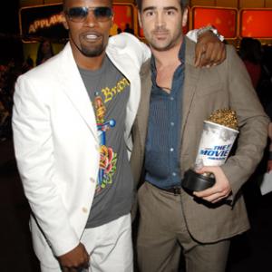 Jamie Foxx and Colin Farrell at event of 2006 MTV Movie Awards (2006)