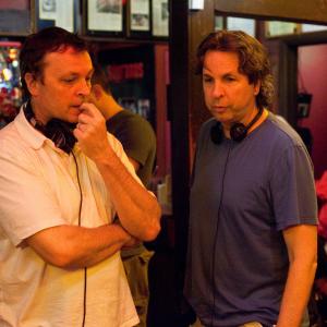 Still of Bobby Farrelly and Peter Farrelly in Savaite be zmonu 2011